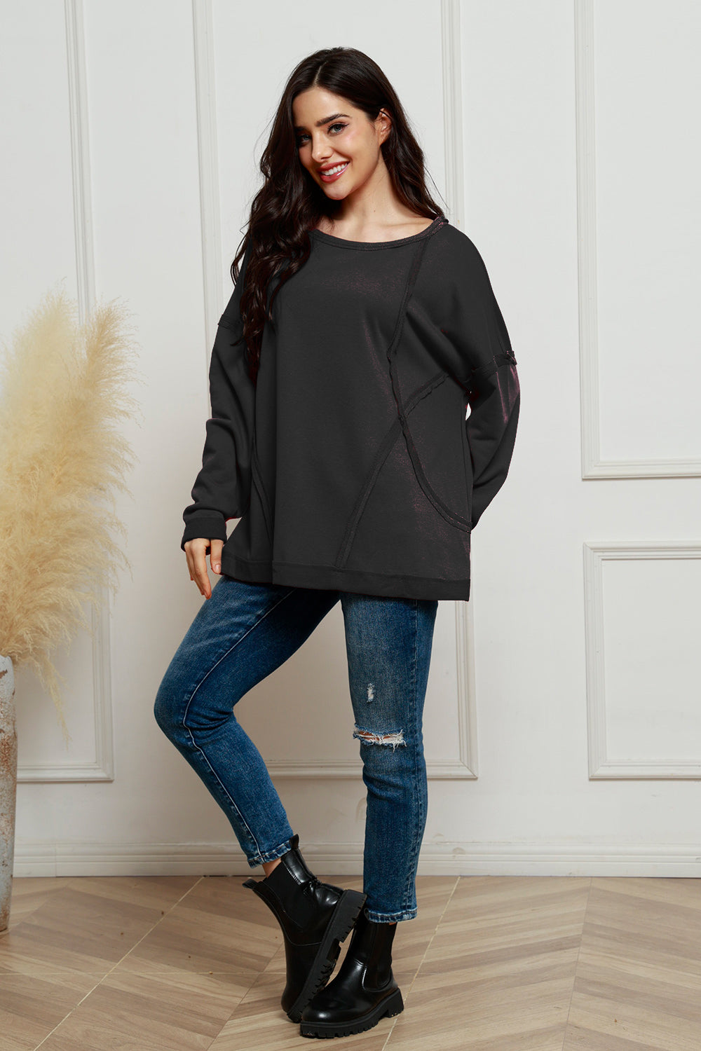 Round Neck Exposed Seam Sweatshirt